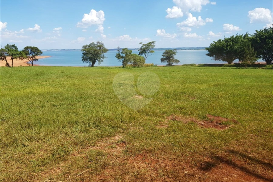 Terreno à venda no condomínio Rivieira de Santa Cristina Iv, Arandu - SP