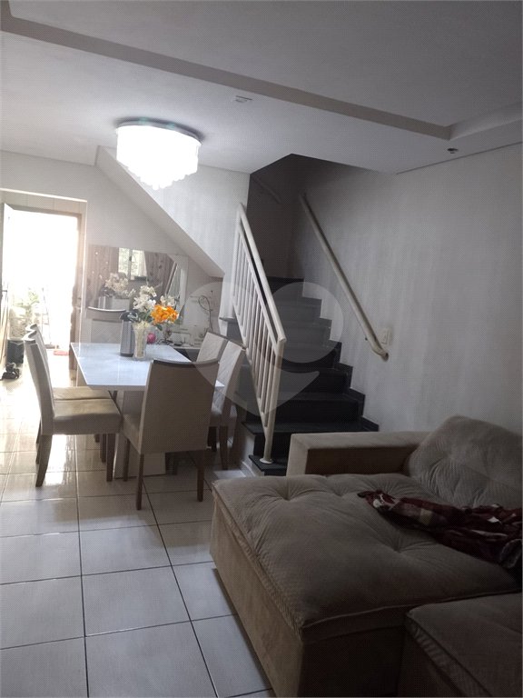 Casa à venda com 3 quartos, sendo 1 suíte,  em Jardim Coqueiro, Itaquaquecetuba, SP