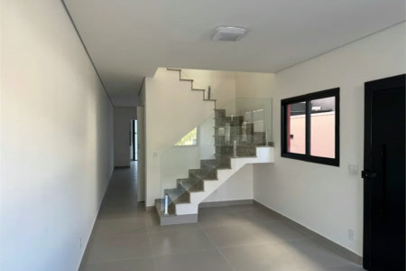 Casa à venda com 3 suítes no condomínio Residencial The Square Village, Cotia - SP