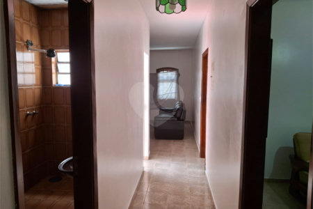 Casa à venda com 3 quartos, sendo 1 suíte,  em Vila Oliveira, Mogi das Cruzes, SP