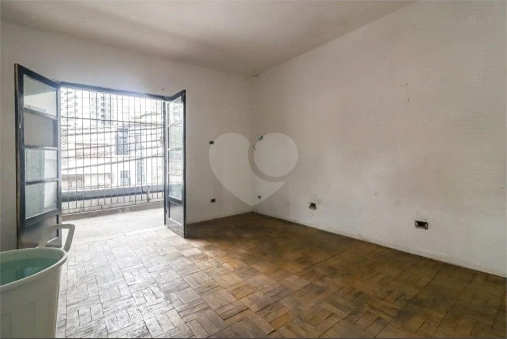 Sobrado à venda ou para alugar com 3 quartos em Vila Mariana, São Paulo, SP