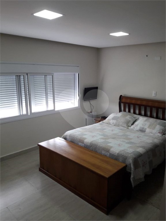 Casa à venda com 3 quartos, sendo 2 suítes, em Sé, São Paulo, SP
