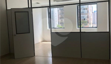 Sala à venda em Cidade Monções, São Paulo, SP
