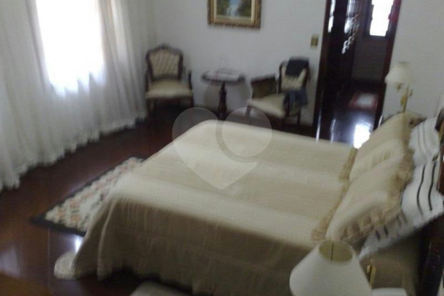 Sobrado à venda com 4 quartos, sendo 2 suítes, em Vila Guilherme, São Paulo, SP