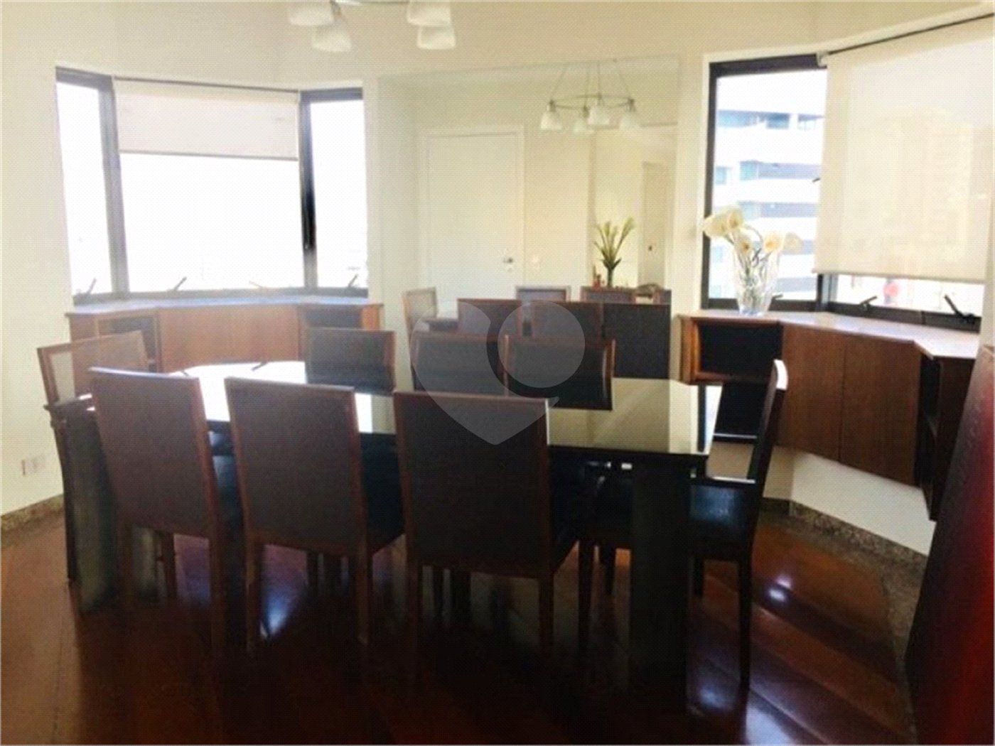 Apartamento à venda com 4 quartos, sendo 2 suítes,  em Aclimação, São Paulo, SP