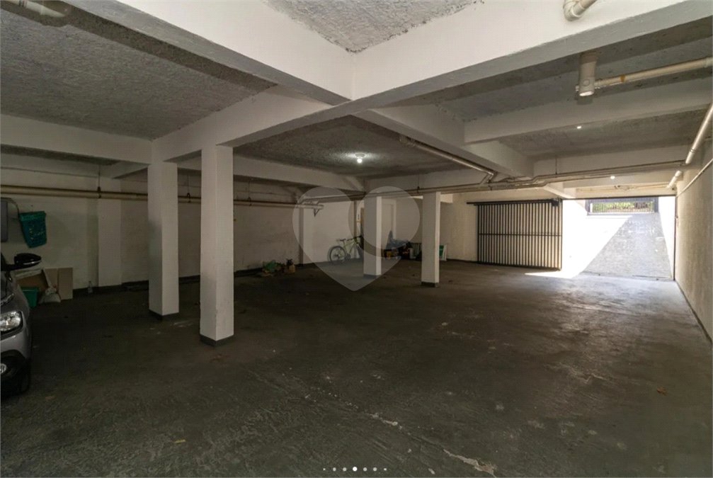 Casa à venda com 2 suítes no condomínio Dos Pássaros, São Paulo - SP