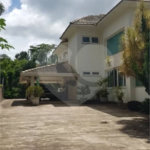 Casa à venda com 4 suítes no condomínio Monte Samkhya, Serra Negra - SP