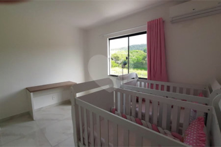 Casa à venda com 2 quartos, sendo 1 suíte, no condomínio Residêncial Villa Vicenzo, Rio de Janeiro - RJ