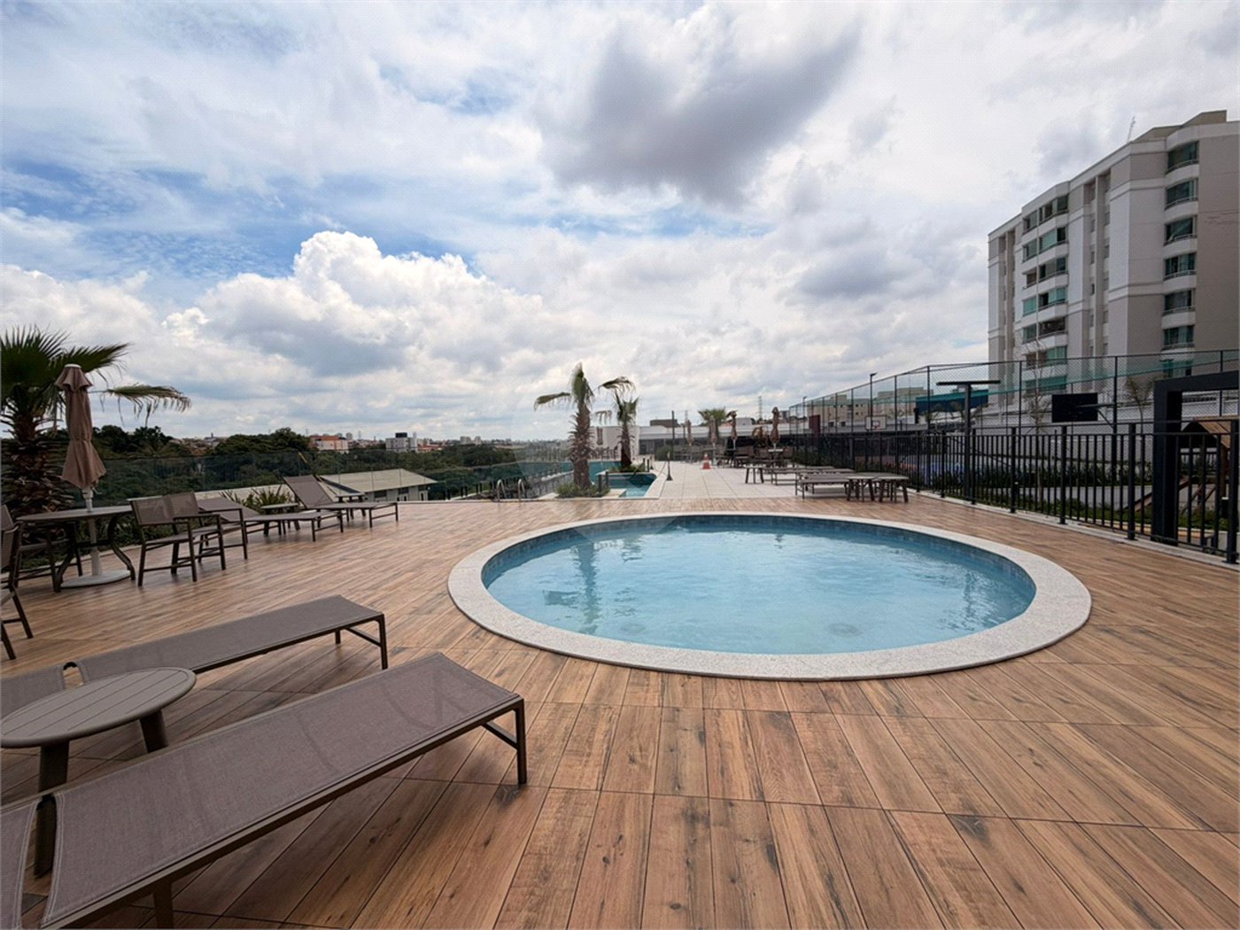 Apartamento à venda com 2 quartos, sendo 1 suíte, em Jardim Guarujá, Sorocaba, SP
