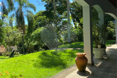 Sítio à venda com 4 quartos, sendo 3 suítes, em Aguas de Igaratá, Igaratá, SP