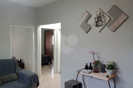 Chácara à venda com 5 quartos, sendo 1 suíte, em Jardim Marabá, Itapetininga, SP