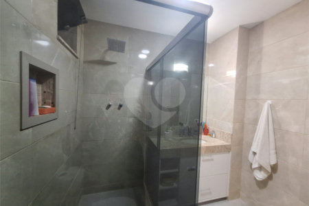 Apartamento à venda com 4 quartos, sendo 1 suíte, em Tijuca, Rio de Janeiro, RJ
