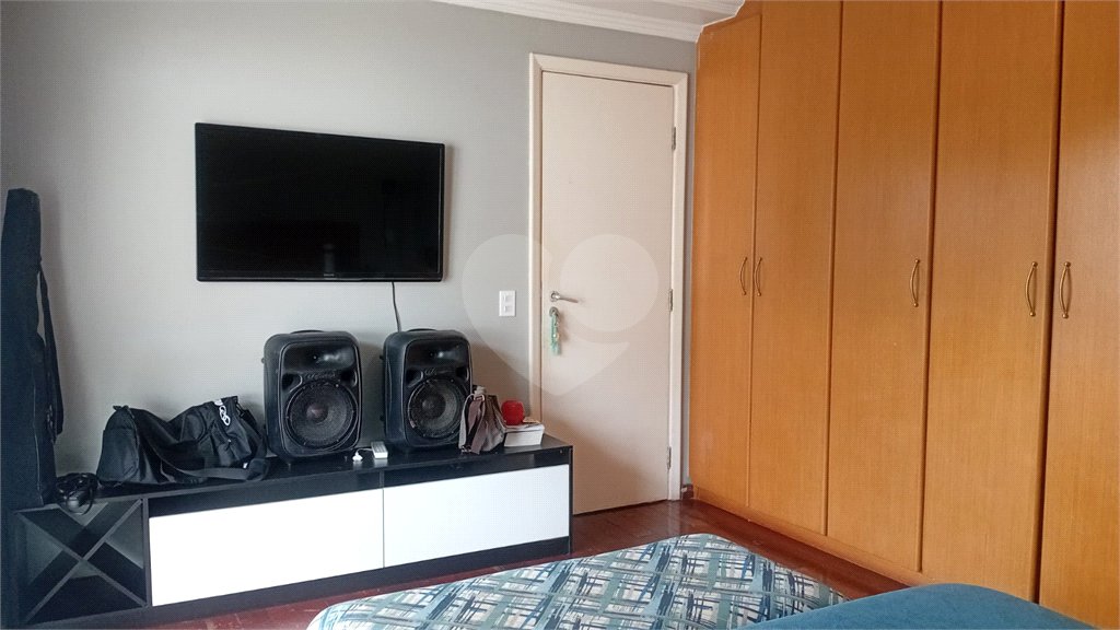 Casa à venda com 4 quartos, sendo 2 suítes, no condomínio Canamari, São Paulo - SP