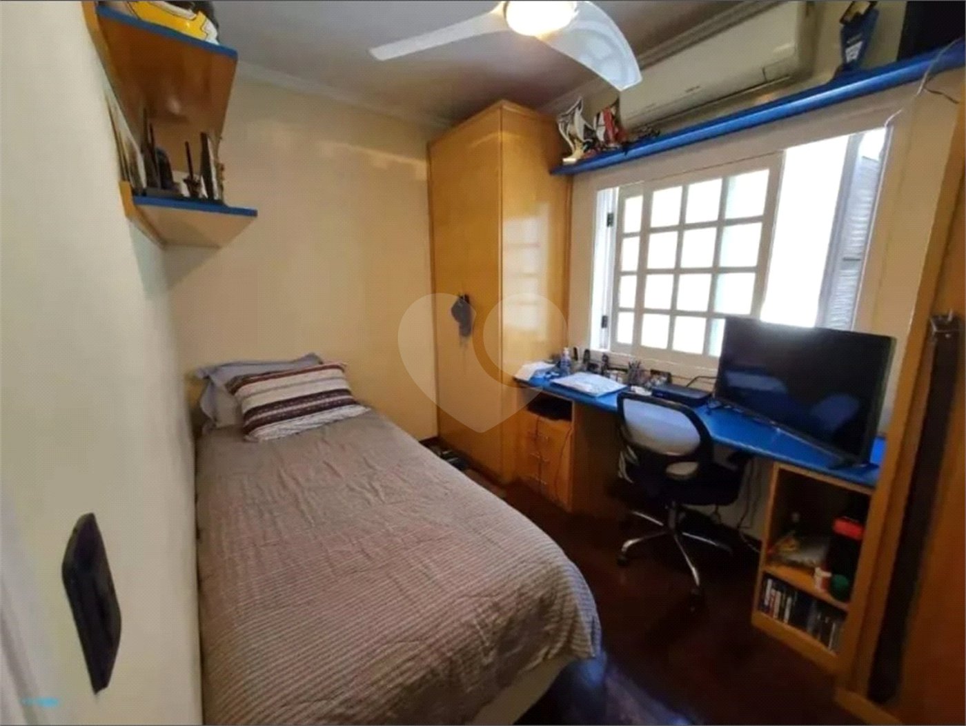 Casa à venda com 4 quartos, sendo 3 suítes,  em Jardim Bonfiglioli, São Paulo, SP