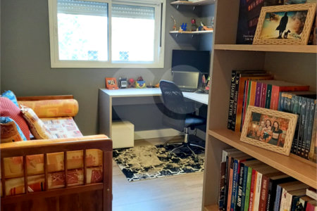 Apartamento à venda com 4 suítes em Vila Suzana, São Paulo, SP