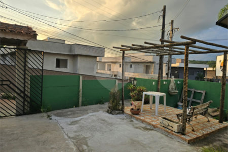 Casa à venda com 2 quartos em Ressaca, Atibaia, SP