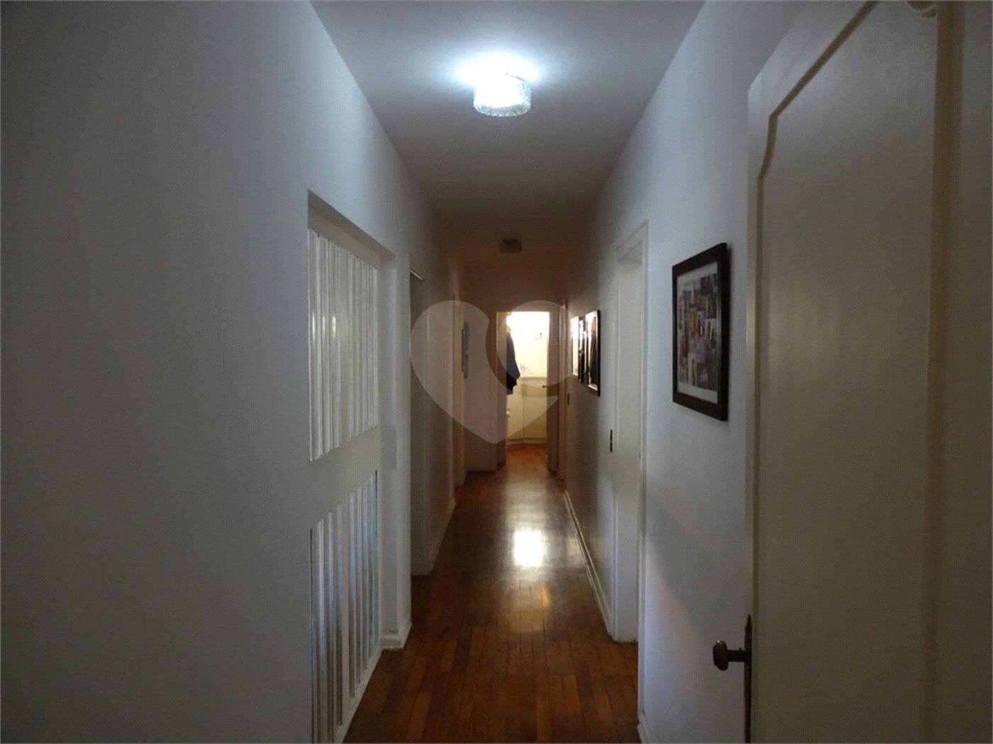 Casa à venda com 5 quartos, sendo 2 suítes,  em Vila Oliveira, Mogi das Cruzes, SP