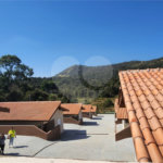 Casa para alugar com 2 suítes no condomínio Vilagio, Atibaia - SP