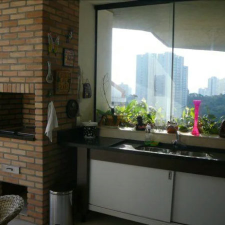 Apartamento à venda com 4 suítes em Vila Suzana, São Paulo, SP