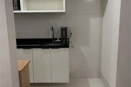 Apartamento à venda com 3 quartos, sendo 1 suíte,  em Vila Andrade, São Paulo, SP