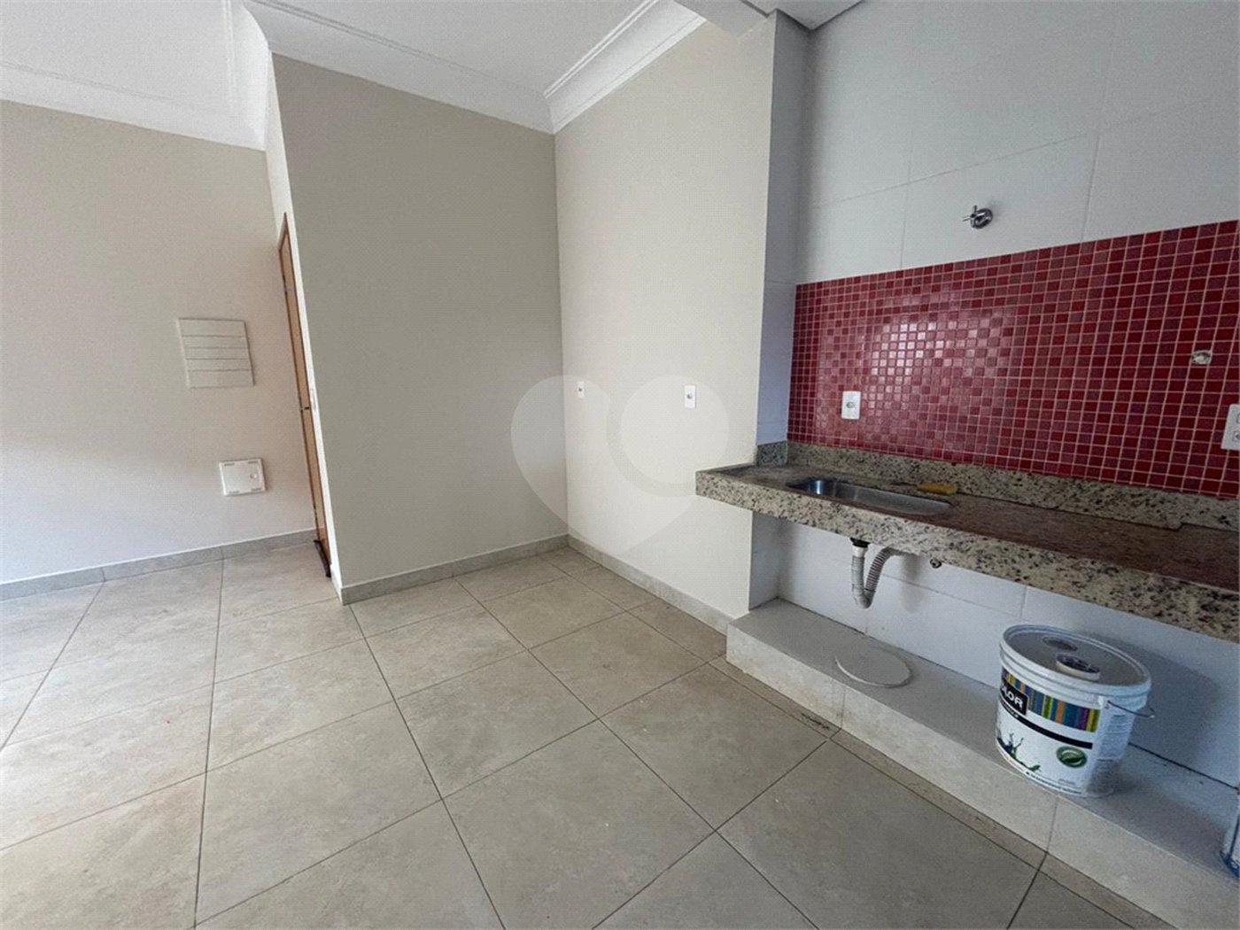 Apartamento à venda com 3 quartos, sendo 1 suíte, em Jardim Anhangüera, Ribeirão Preto, SP