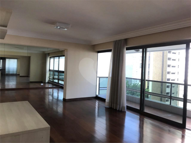 Apartamento à venda com 4 suítes em Santana, São Paulo, SP