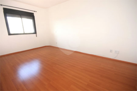Apartamento à venda com 4 suítes em Jardim Marajoara, São Paulo, SP