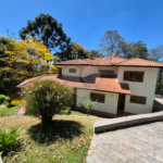 Casa à venda com 4 quartos, sendo 2 suítes, no condomínio Alpes da Cantareira, Mairiporã - SP