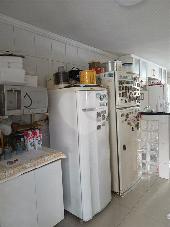 Casa à venda com 4 quartos, sendo 1 suíte,  em Jardim Armênia, Mogi das Cruzes, SP