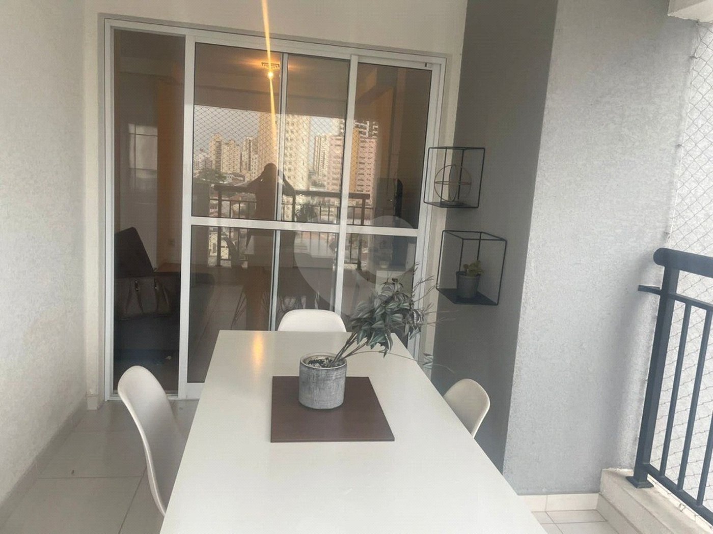 Apartamento à venda com 2 quartos, sendo 1 suíte, em Parque São Jorge, São Paulo, SP