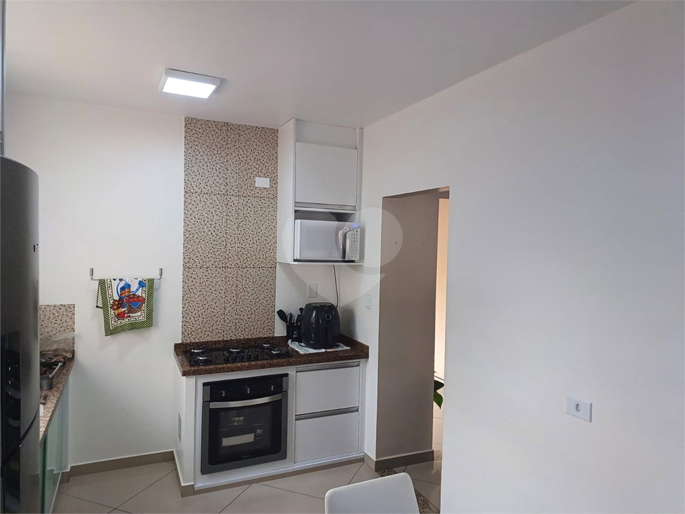 Sobrado à venda com 6 quartos em Jardim Peri, São Paulo, SP