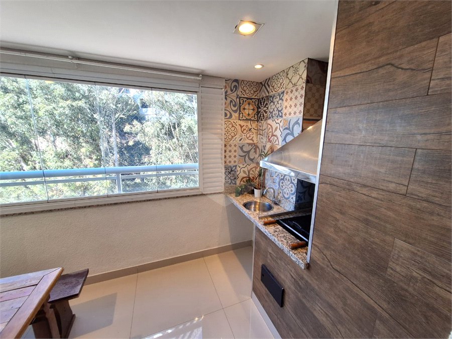Apartamento para alugar com 3 suítes em Vila Suzana, São Paulo, SP