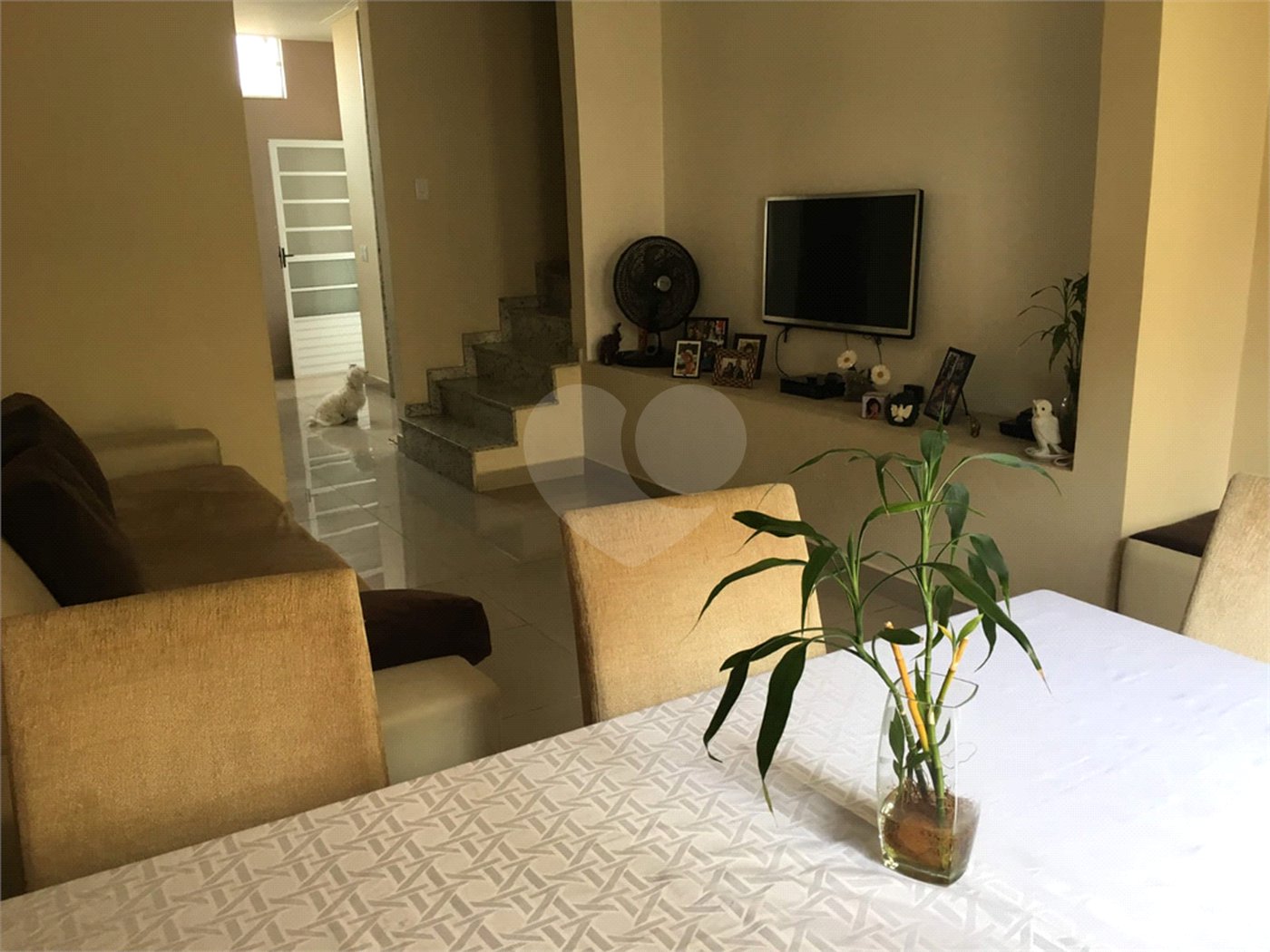 Sobrado à venda com 3 suítes em Vila Nivi, São Paulo, SP