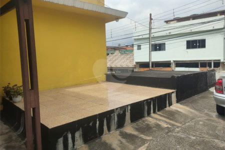 Casa à venda com 3 quartos em Jardim Maria Dirce, Guarulhos, SP
