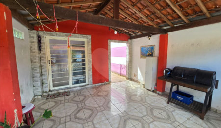 Casa à venda com 2 quartos em Vila Messias, Alambari, SP