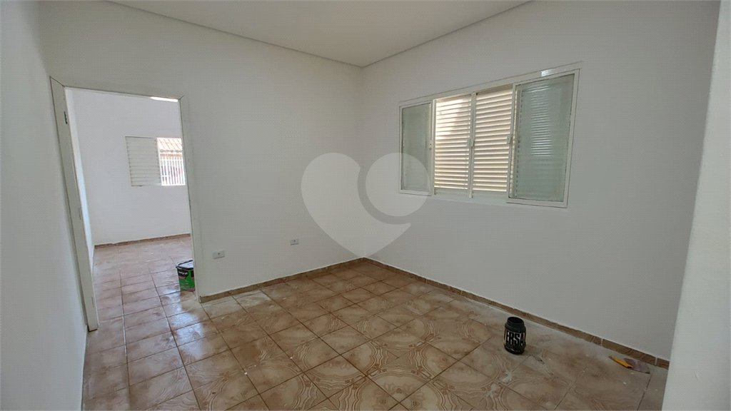 Casa à venda com 2 quartos em Chave, Votorantim, SP