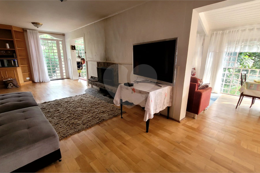 Casa à venda com 4 suítes no condomínio Parque Imperial da Cantareira, Mairiporã - SP
