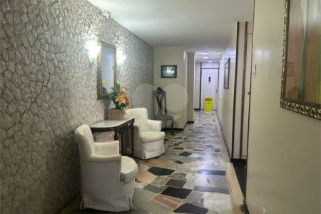 Apartamento à venda com 2 quartos, sendo 1 suíte, em Laranjeiras, Rio de Janeiro, RJ
