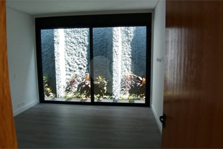 Casa à venda com 3 suítes em Jardim Paulista, Atibaia, SP