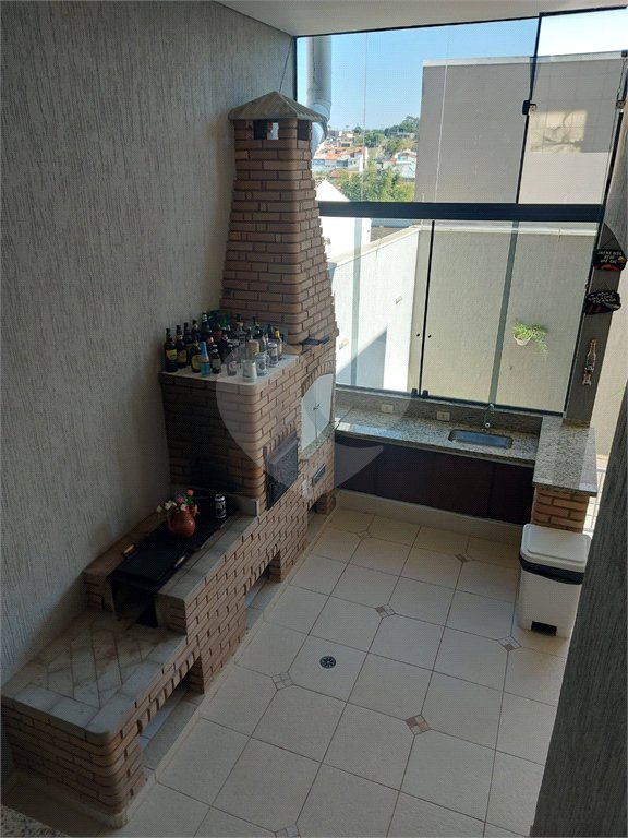 Sobrado à venda com 4 quartos, sendo 3 suítes, em Residencial Novo Horizonte I, Mogi das Cruzes, SP