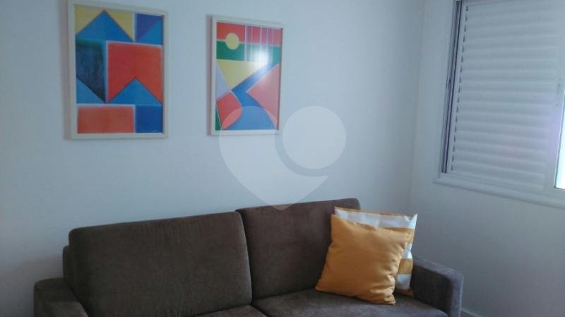 Casa à venda com 3 suítes em Jardim Jussara, São Paulo, SP
