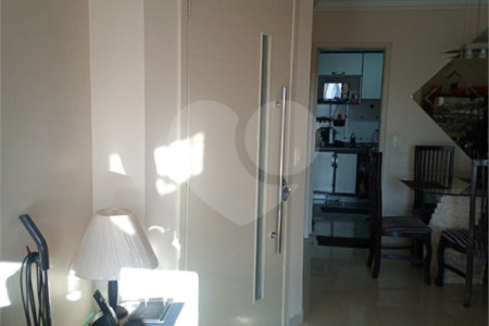 Apartamento à venda com 3 quartos, sendo 1 suíte,  em Saúde, São Paulo, SP