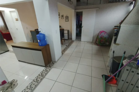 Casa à venda com 2 quartos, sendo 1 suíte,  no condomínio Residencial Viva Vida, Cotia - SP
