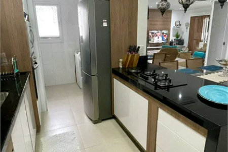 Apartamento à venda com 3 quartos, sendo 1 suíte, em Jardim Belmar, Guarujá, SP