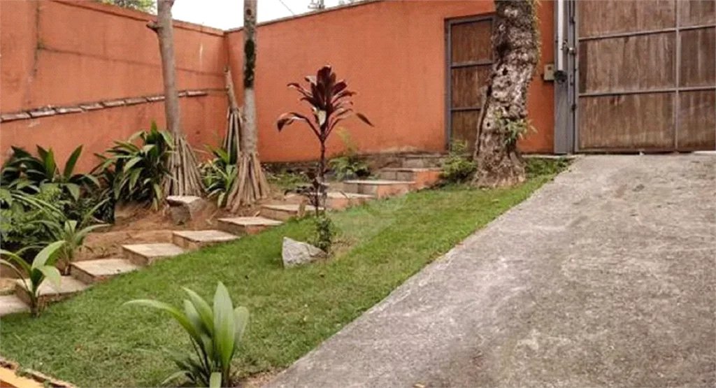Sobrado à venda com 4 quartos, sendo 1 suíte, em Brooklin Paulista, São Paulo, SP