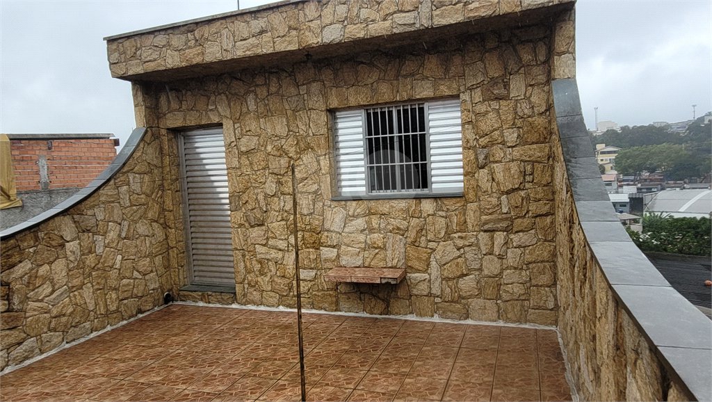 Sobrado à venda com 2 quartos em Cidade Líder, São Paulo, SP