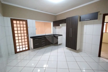 Casa à venda com 3 quartos, sendo 1 suíte,  em Parque Atenas do Sul, Itapetininga, SP