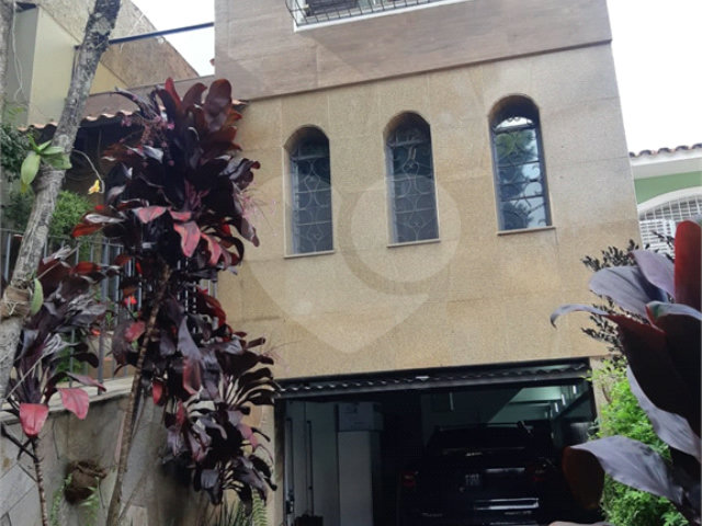 Sobrado à venda com 3 quartos, sendo 1 suíte,  em Vila Mazzei, São Paulo, SP