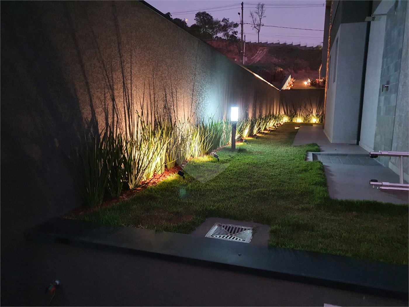 Casa à venda com 4 suítes no condomínio Porto Atibaia, Atibaia - SP