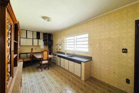 Casa à venda com 4 quartos, sendo 2 suítes,  em Vila Galvão, Guarulhos, SP